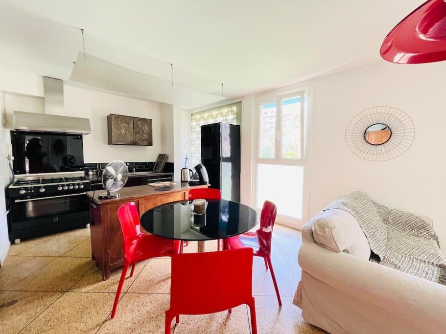 Apartmán Superbe T3 Au Pieds De Notre Dame De La Garde Marseille Exteriér fotografie